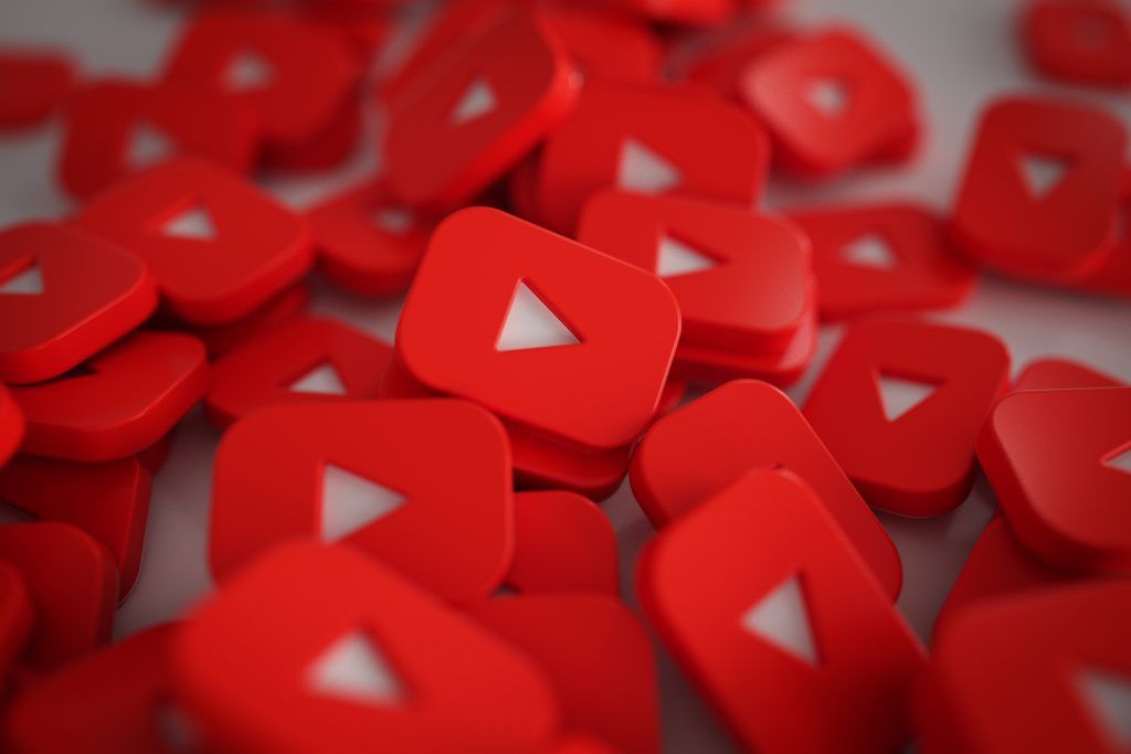 YouTube видалив понад 70 тисяч відеороликів з фейками про війну в Україні