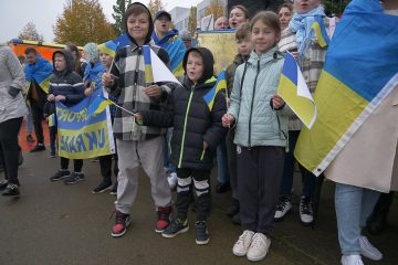 TV Channel 24: Ukrainians Protest in Front of NATO Headquarters