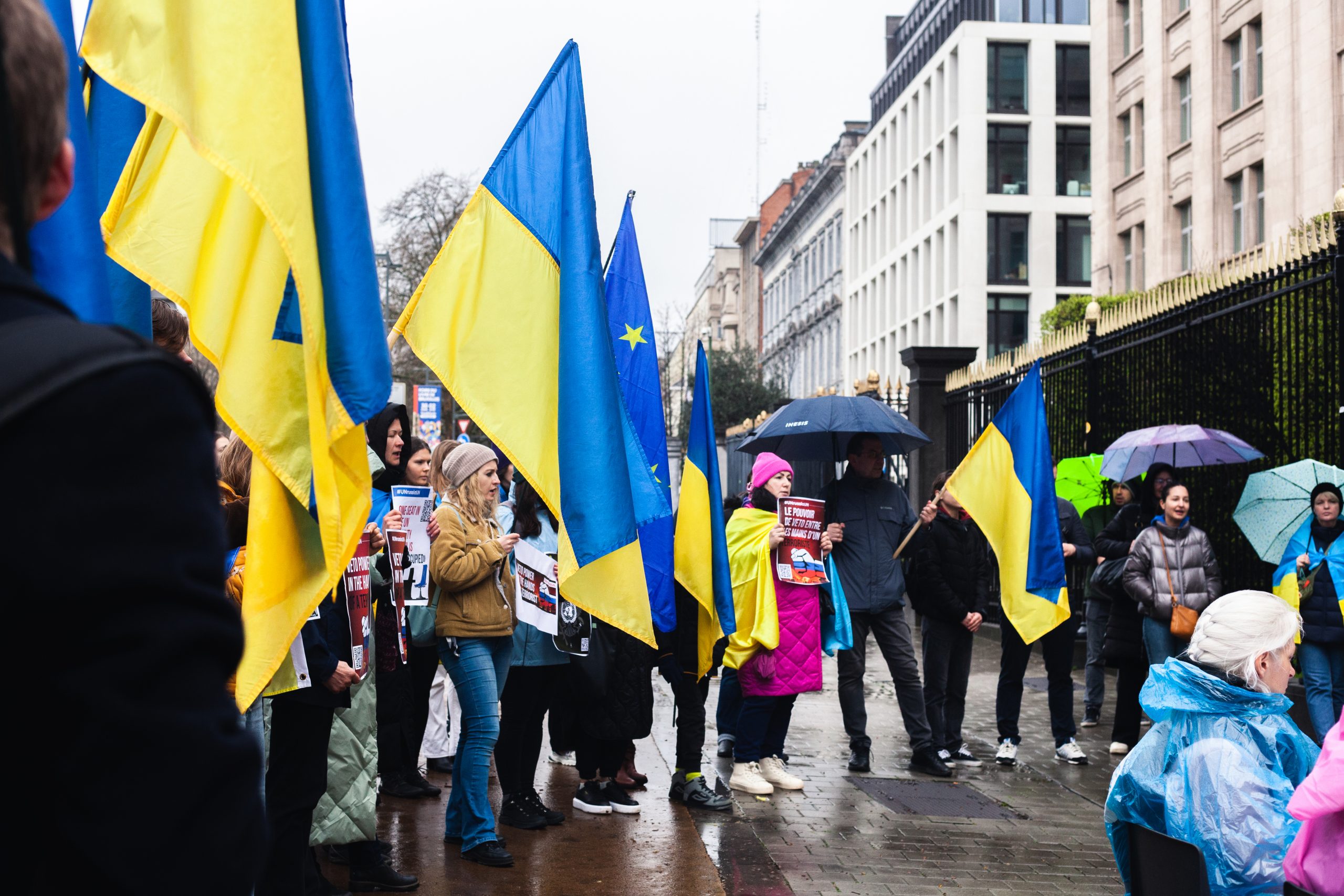 UN picketing, protest action