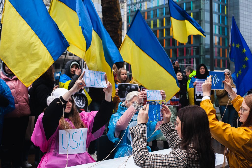 UN picketing, protest action