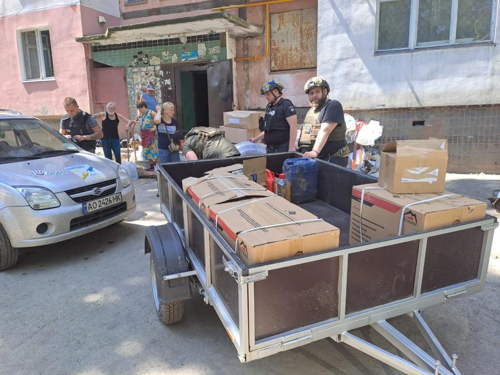 Promote Ukraine Delivers Humanitarian Aid to Kherson