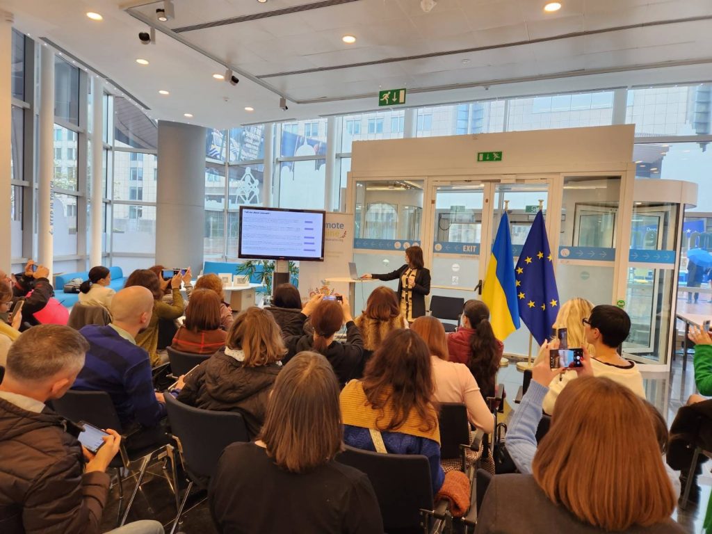Promote Ukraine Leads Transformative Training Session with Support of Global Shapers