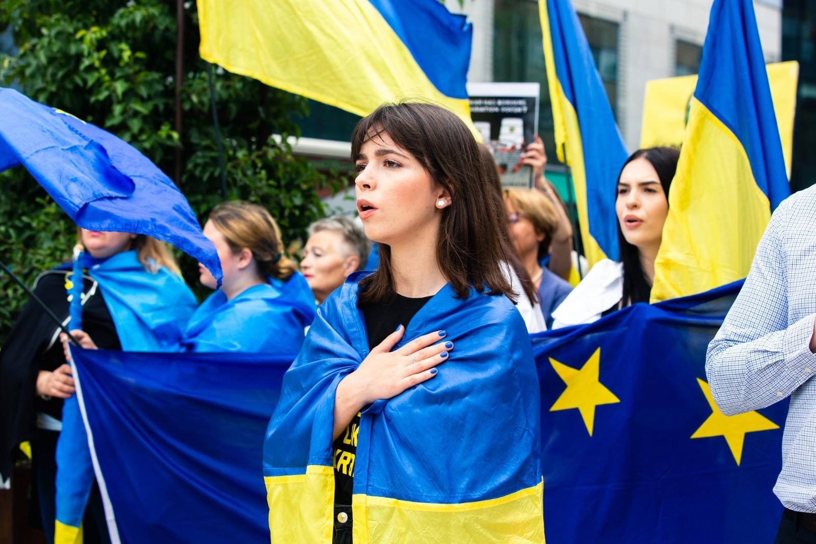 Join the demonstration Promote Ukraine!