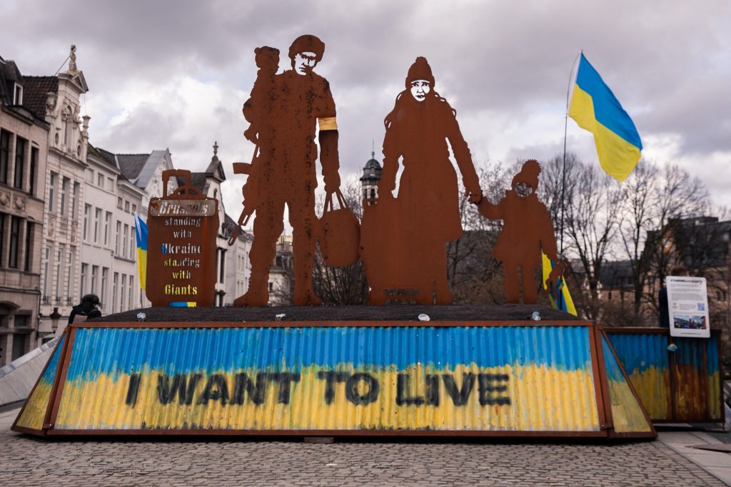 “I Want to Live” Installation Comes to Brussels