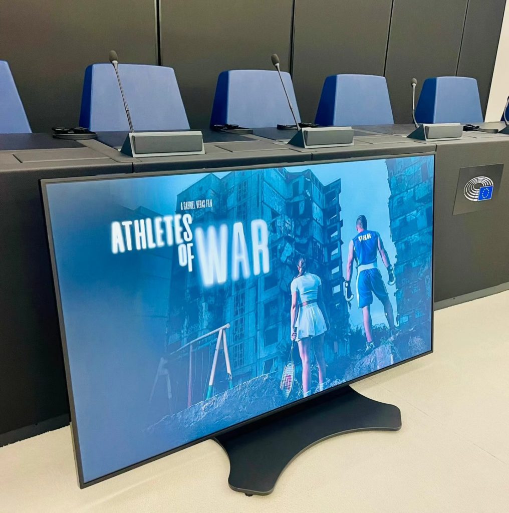 Promote Ukraine had the privilege to co-organize a private screening of the Athletes of War documentary by Gabriel Veras in the European Parliament in Strasbourg