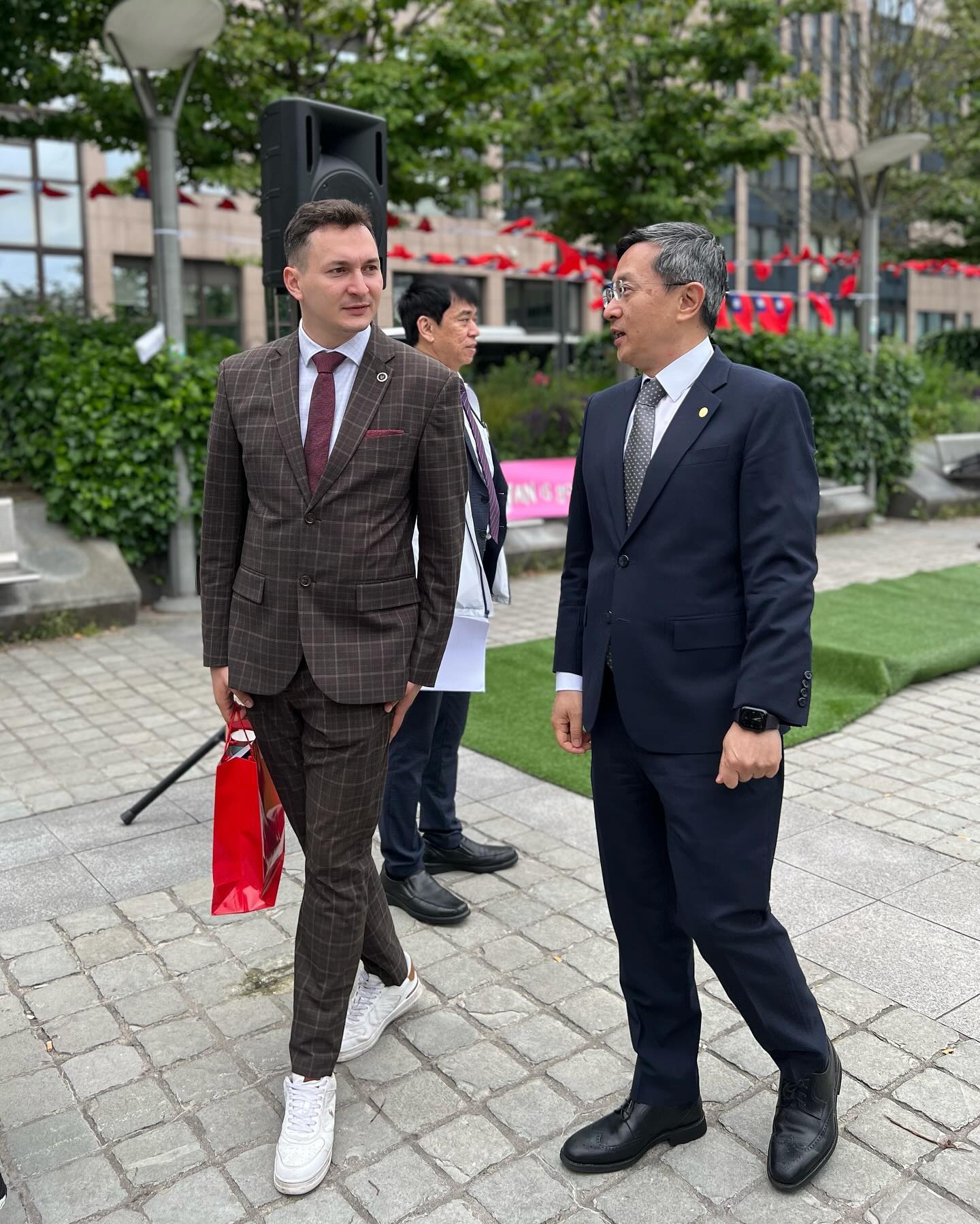 The event was aimed at drawing attention to the unfair decision of the WHO about the exclusion of Taiwan from this organization and the attempt to subordinate the activities of Taiwan to the control of China